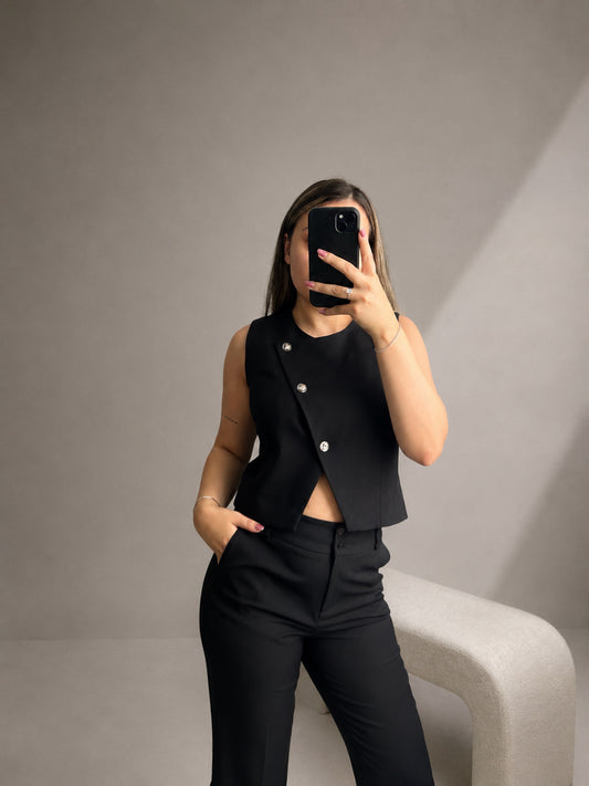 Crop Asimetrik Yelek Noir — Bel Pensli, Kolsuz - Siyah